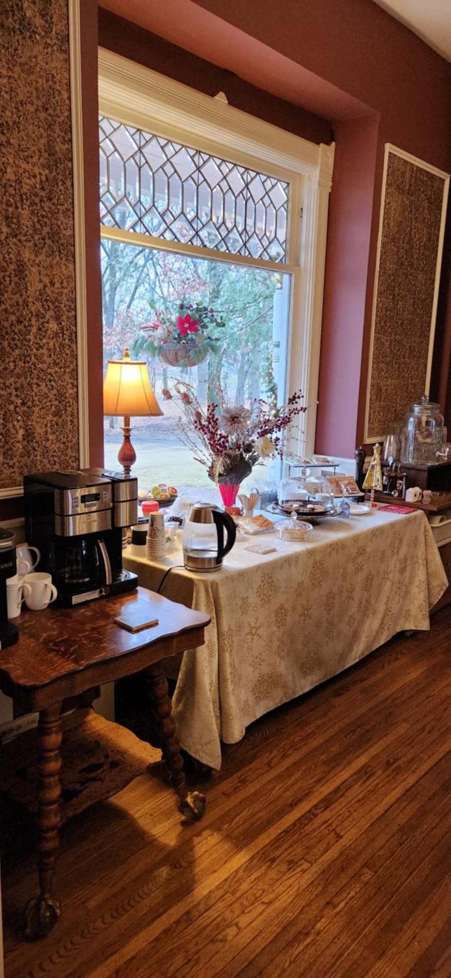 Oaklawn Inn Menomonie Εξωτερικό φωτογραφία